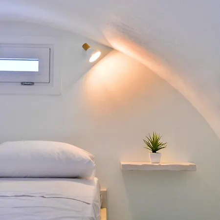 Apartment Serenite Santorini Getaway Offering 2 Bedrooms And Stunning Sea Views Kamári