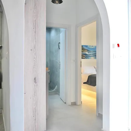 Serenite Santorini Getaway Offering 2 Bedrooms And Stunning Sea Views * Kamári